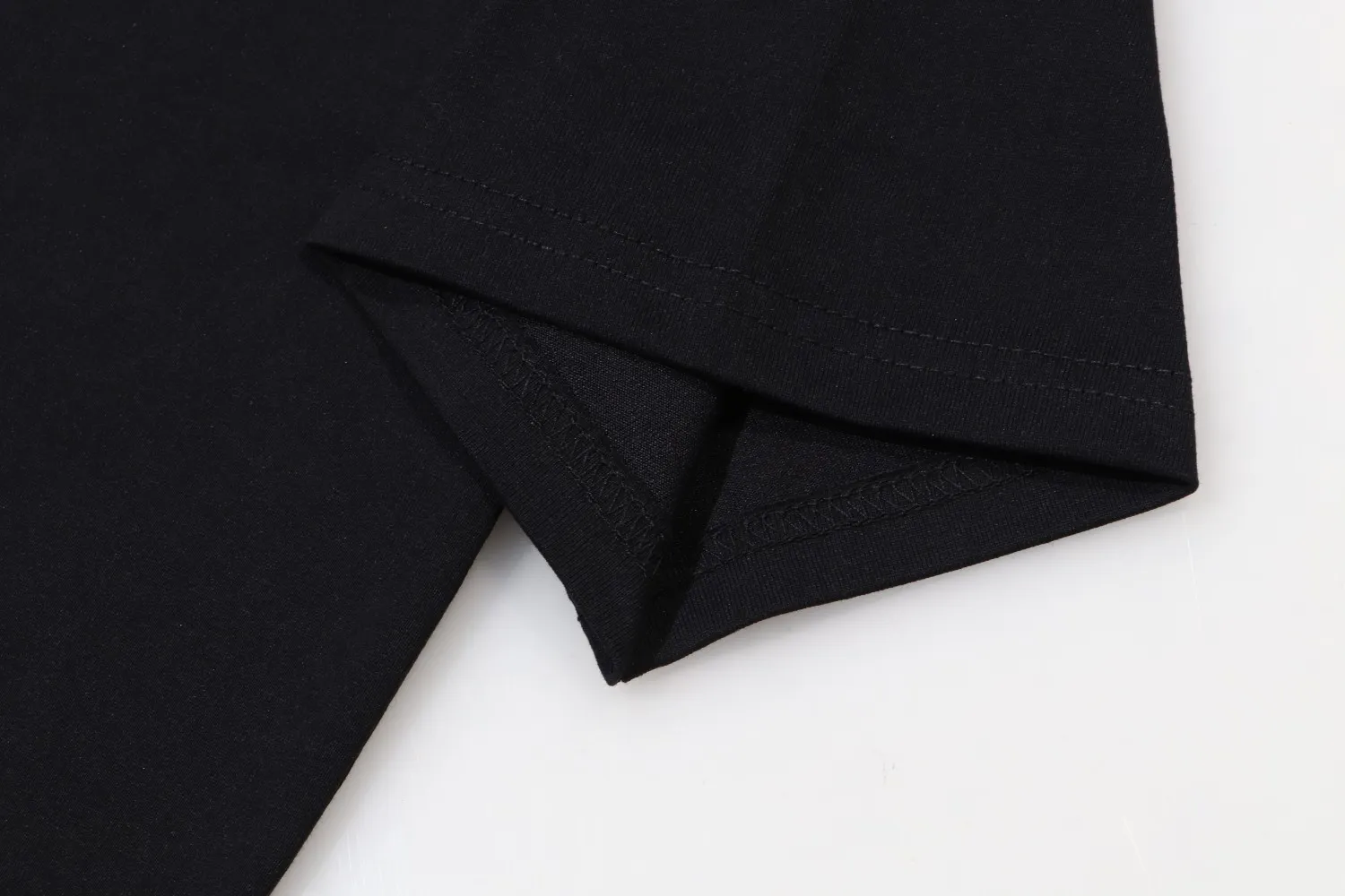 Arc’teryx ARC 23SS T 60 ， g 。 Breathable， ， ， 。 logo ， 。 ， 。 ， ， ， ， 。 Size:XS-L